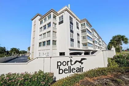 BELLEAIR BLUFFS FL Home