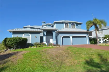 ST JAMES CITY FL Home