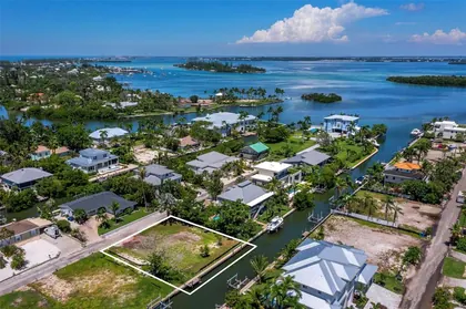 LONGBOAT KEY FL Property