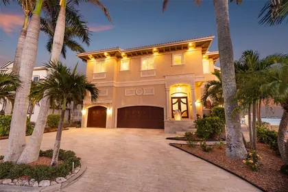 BELLEAIR BEACH FL Home