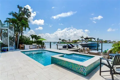 NORTH REDINGTON BEACH FL Home