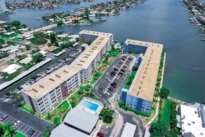 ST PETE BEACH FL Home