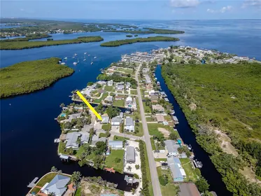 RUSKIN FL Home
