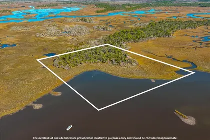 CEDAR KEY FL Property