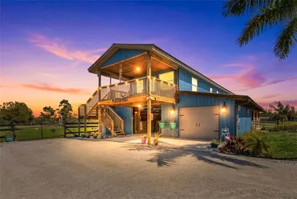 ST JAMES CITY FL Home