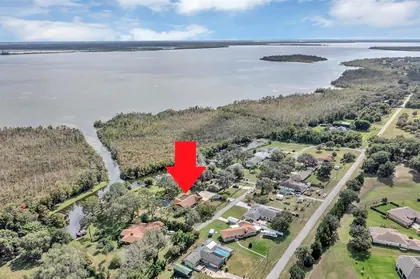 LADY LAKE FL Home