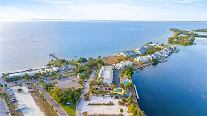 RUSKIN FL Home