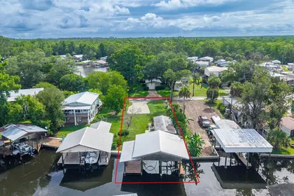 SUWANNEE FL Property
