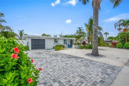 HOLMES BEACH FL Home