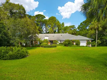 WEEKI WACHEE FL Home