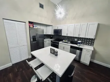 FORT LAUDERDALE FL Home