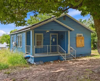 LAKE WALES FL Home