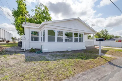 MULBERRY FL Home