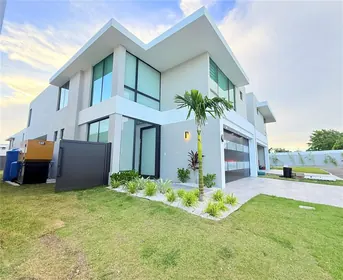 BAYAMON PR Home