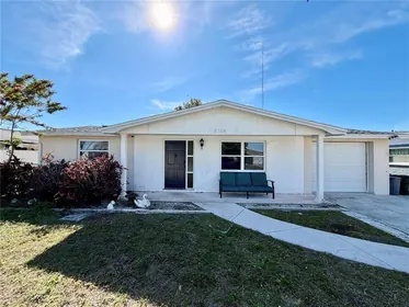 HOLIDAY FL Home