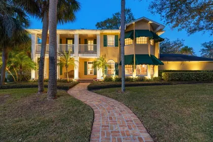 BELLEAIR FL Home