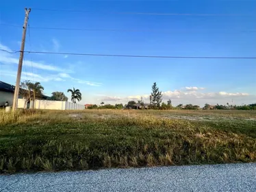 CAPE CORAL FL Property