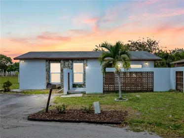 MIAMI GARDENS FL Home