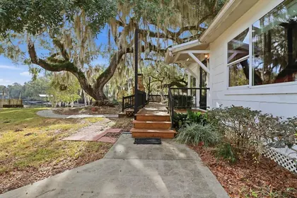 YANKEETOWN FL Home