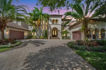 LITHIA FL Home