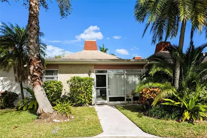 HOLIDAY FL Home