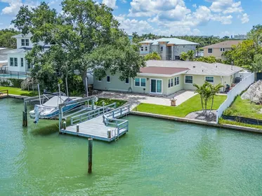 BELLEAIR FL Home