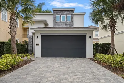 REUNION FL Home