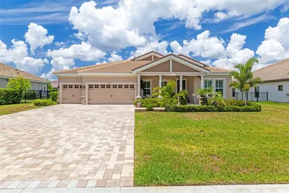 LITHIA FL Home