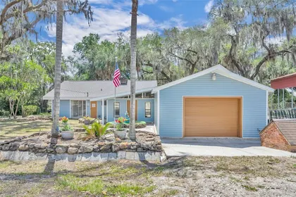 OCKLAWAHA FL Home