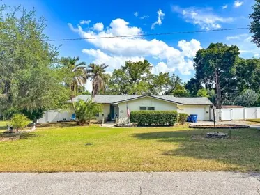HOWEY IN THE HILLS FL Home
