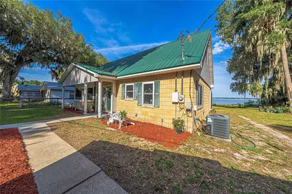 OCKLAWAHA FL Home