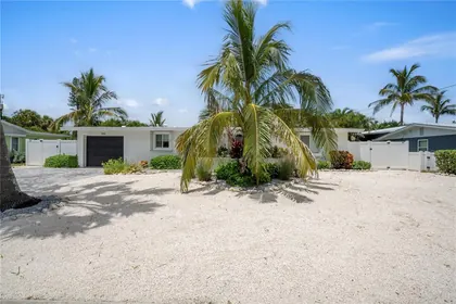 HOLMES BEACH FL Home