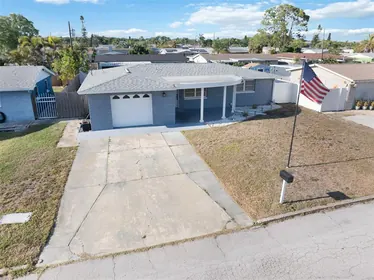 HOLIDAY FL Home