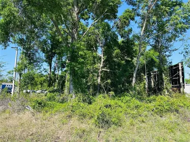 CHIEFLAND FL Property