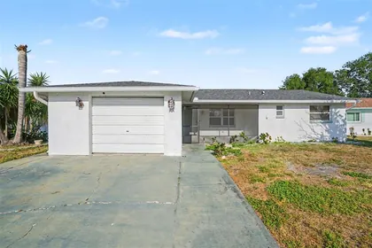 HOLIDAY FL Home