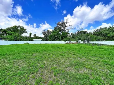 SEFFNER FL Property