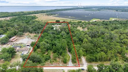 WIMAUMA FL Property