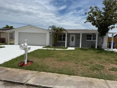 HOLIDAY FL Home
