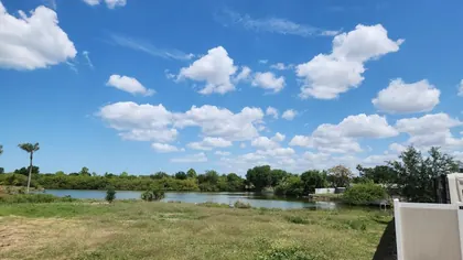 HOLIDAY FL Property