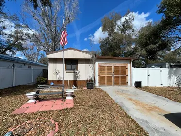 BUSHNELL FL Home