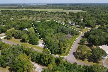 WIMAUMA FL Property
