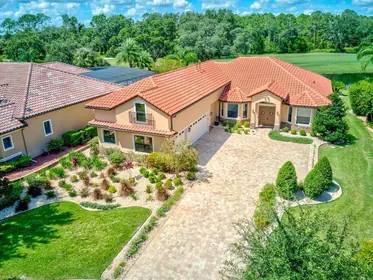 HOWEY IN THE HILLS FL Home