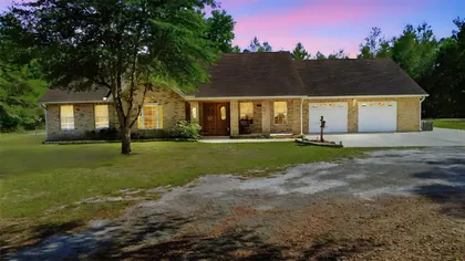 DE LEON SPRINGS FL Home