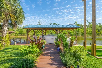 TAVARES FL Home
