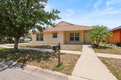 RUSKIN FL Home
