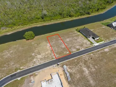 AUBURNDALE FL Property