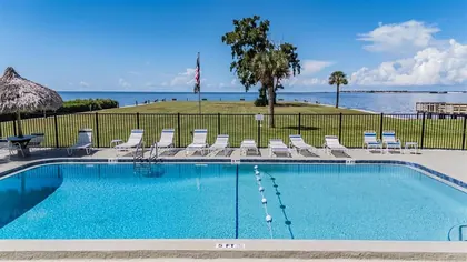 TARPON SPRINGS FL Home