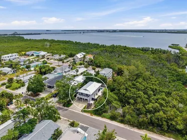 HOLMES BEACH FL Home