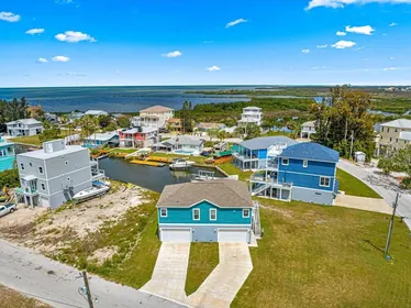 HUDSON FL Home
