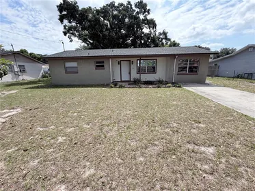 AUBURNDALE FL Home